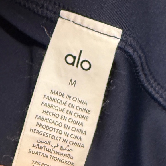 Alo Airlift High-Waist 7/8 Line Up Legging - Picture 7 of 7